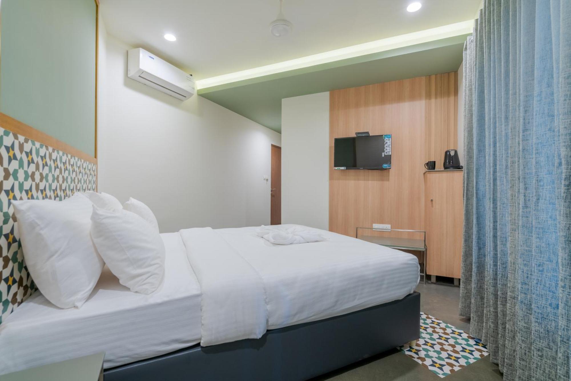 Aryaas Regent Otel Kochi Dış mekan fotoğraf